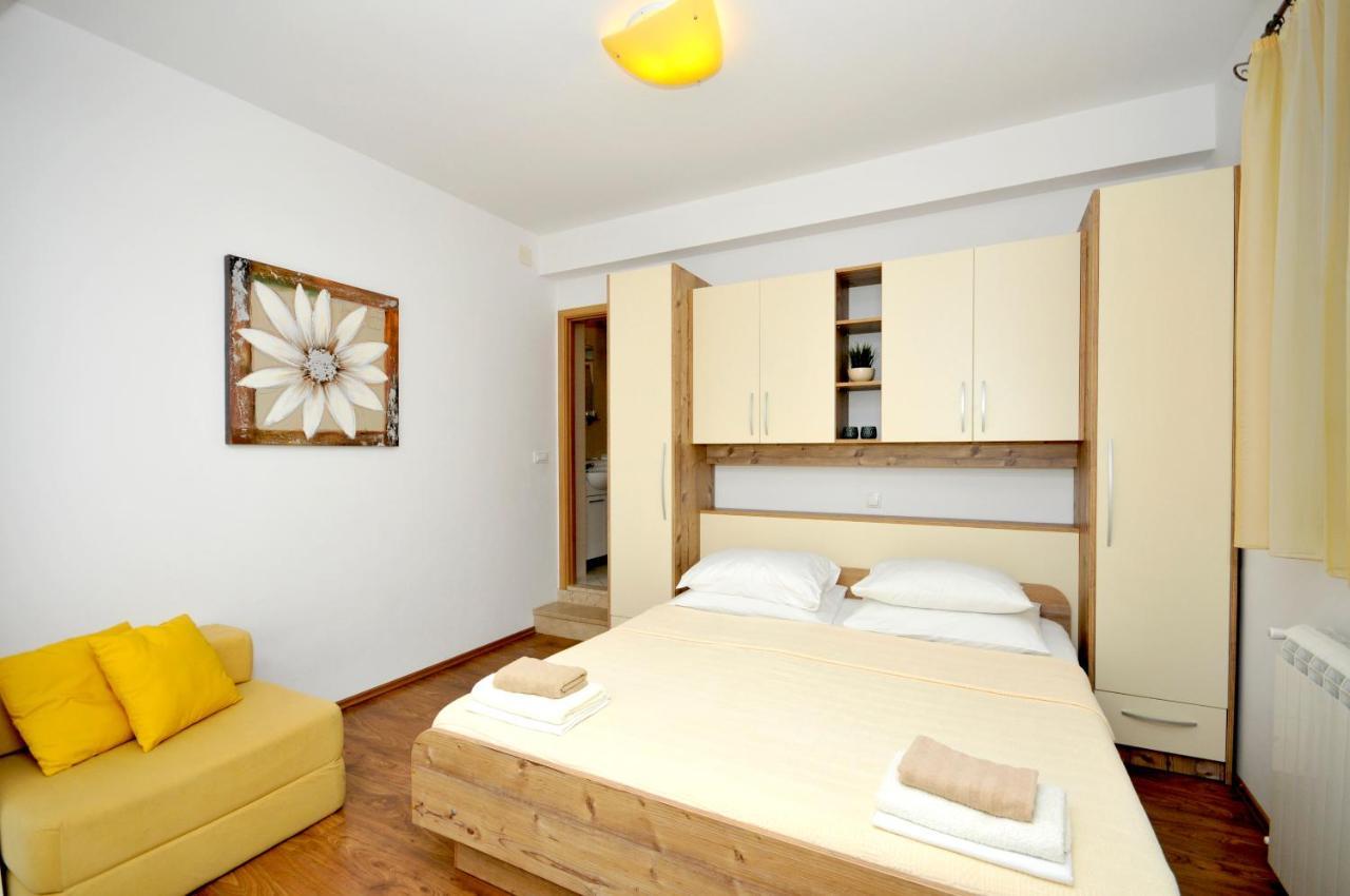 Apartments Penic Traù Esterno foto